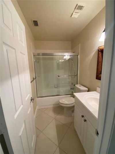 5701 Riverside Drive, Unit 302, Coral Springs, FL 33067 Photo
