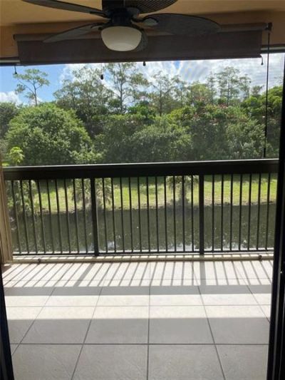 5701 Riverside Drive, Unit 302, Coral Springs, FL 33067 Photo