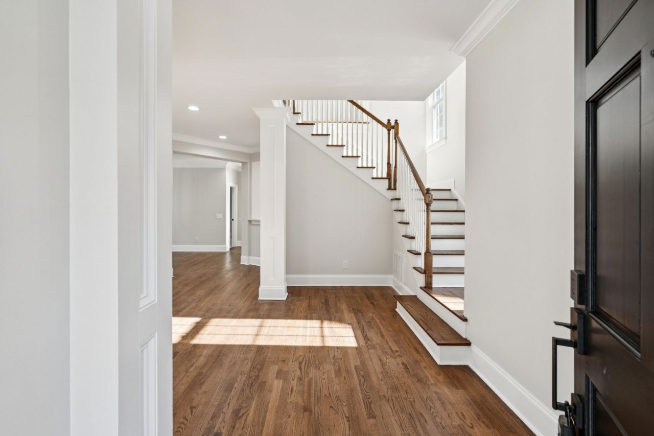 2315 High Tide Drive Photo 5