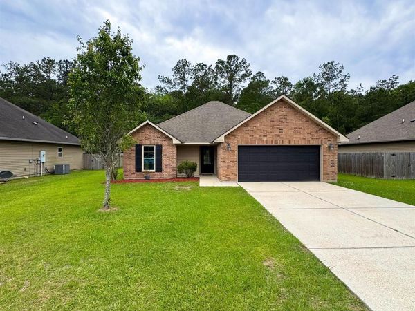 41949 Snowball Cir, Ponchatoula, LA 70454