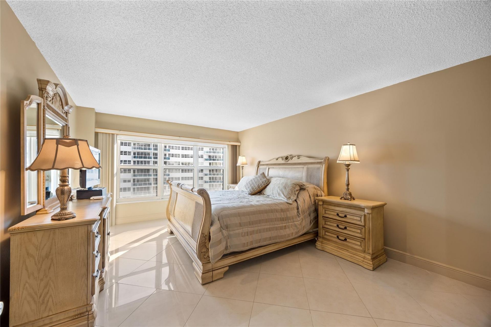 3500 Galt Ocean Drive, Unit 1102, Fort Lauderdale, FL 33308 Photo