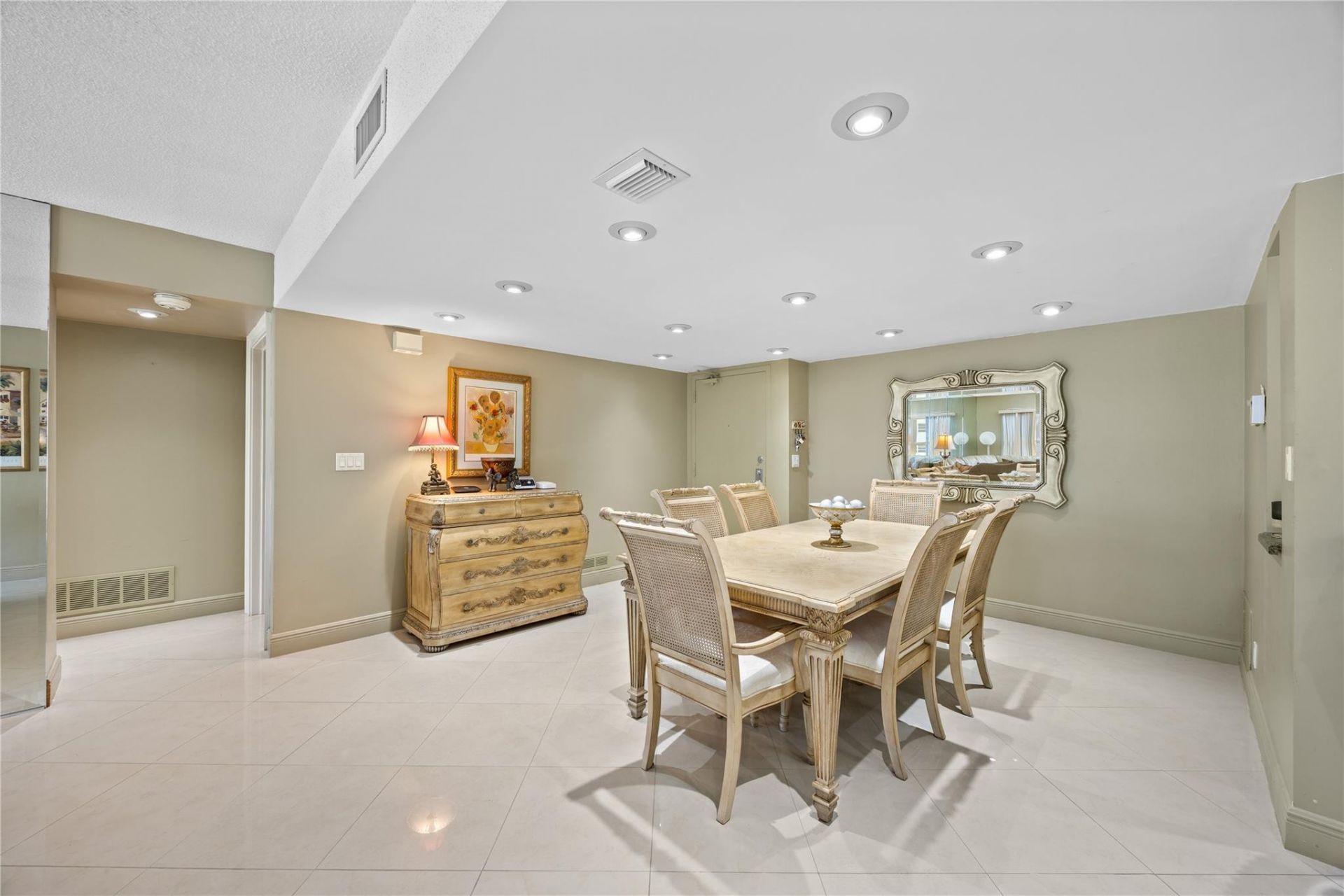 3500 Galt Ocean Drive, Unit 1102, Fort Lauderdale, FL 33308 Photo