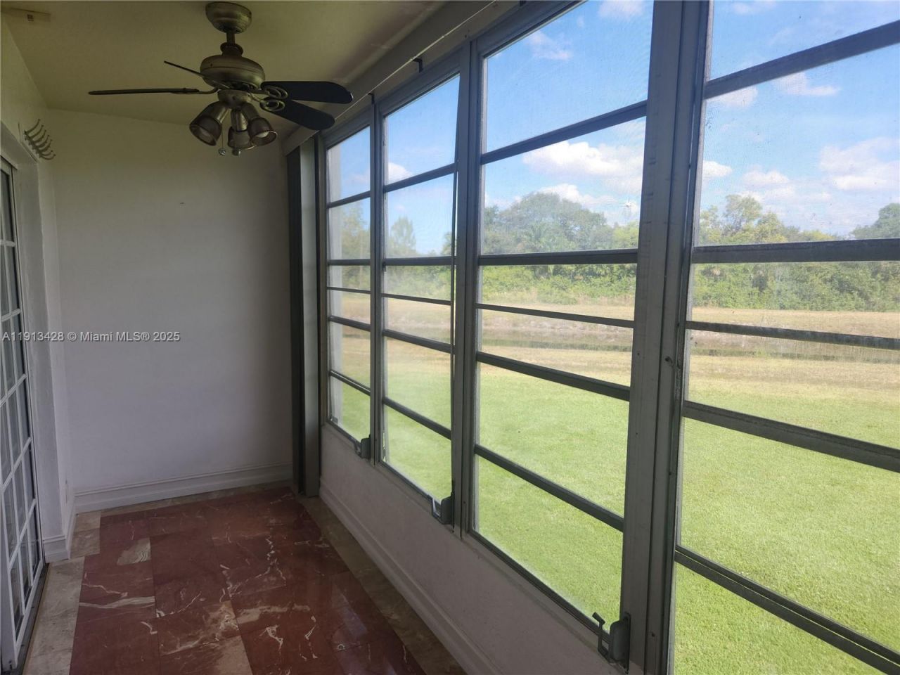 8851 Sunrise Lakes Blvd, Unit 213, Sunrise, FL 33322 Photo