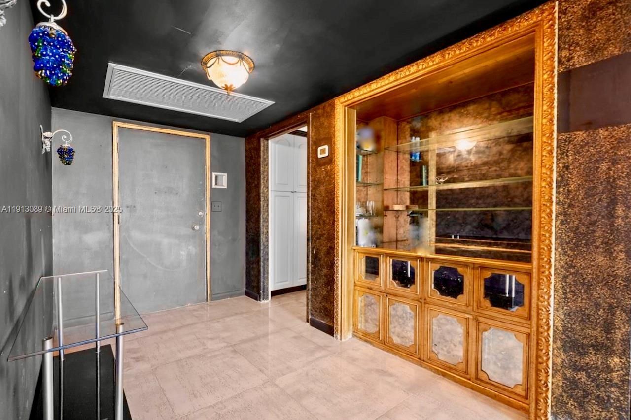 900 Bay Dr, Unit 624-622-62, Miami Beach, FL 33141 Photo