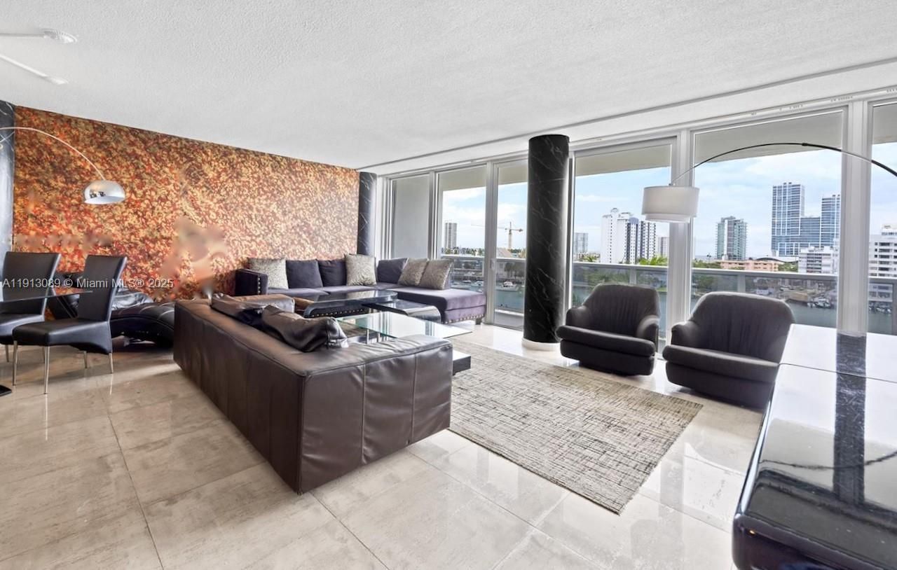 900 Bay Dr, Unit 624-622-62, Miami Beach, FL 33141 Photo