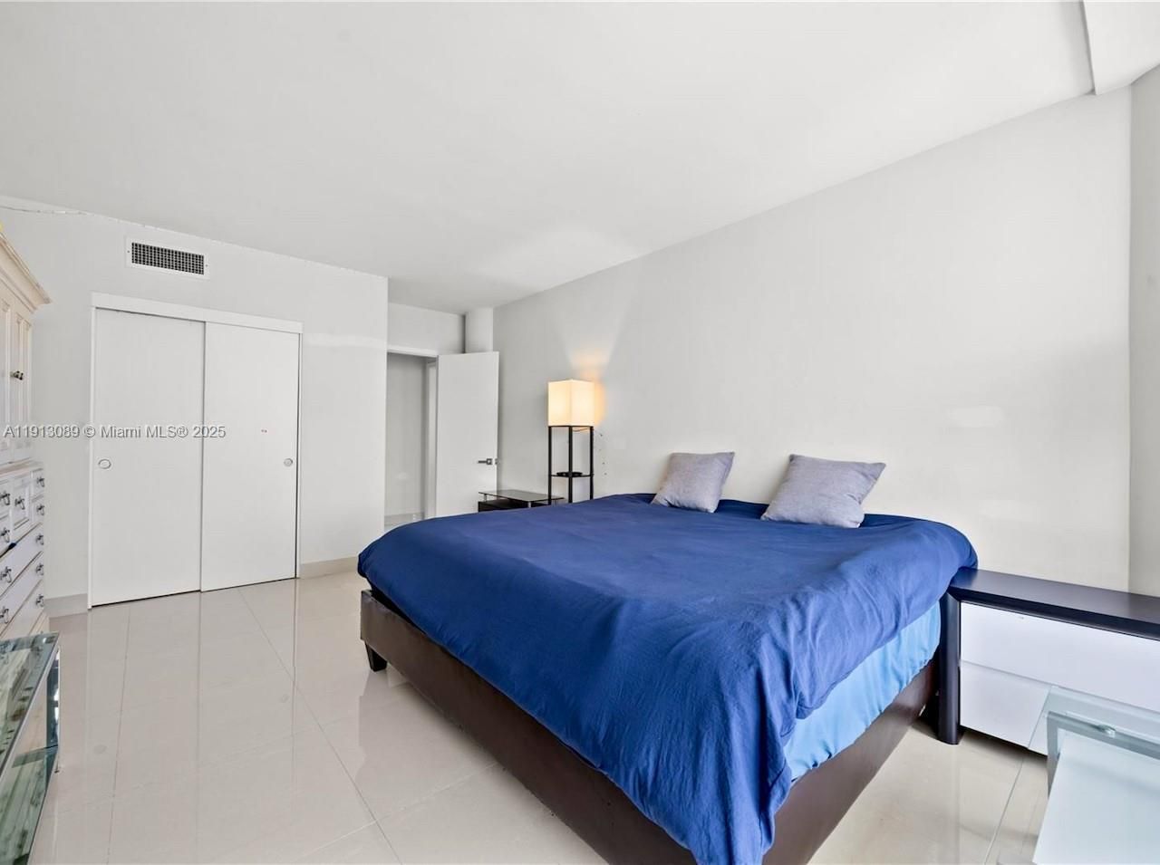 900 Bay Dr, Unit 624-622-62, Miami Beach, FL 33141 Photo
