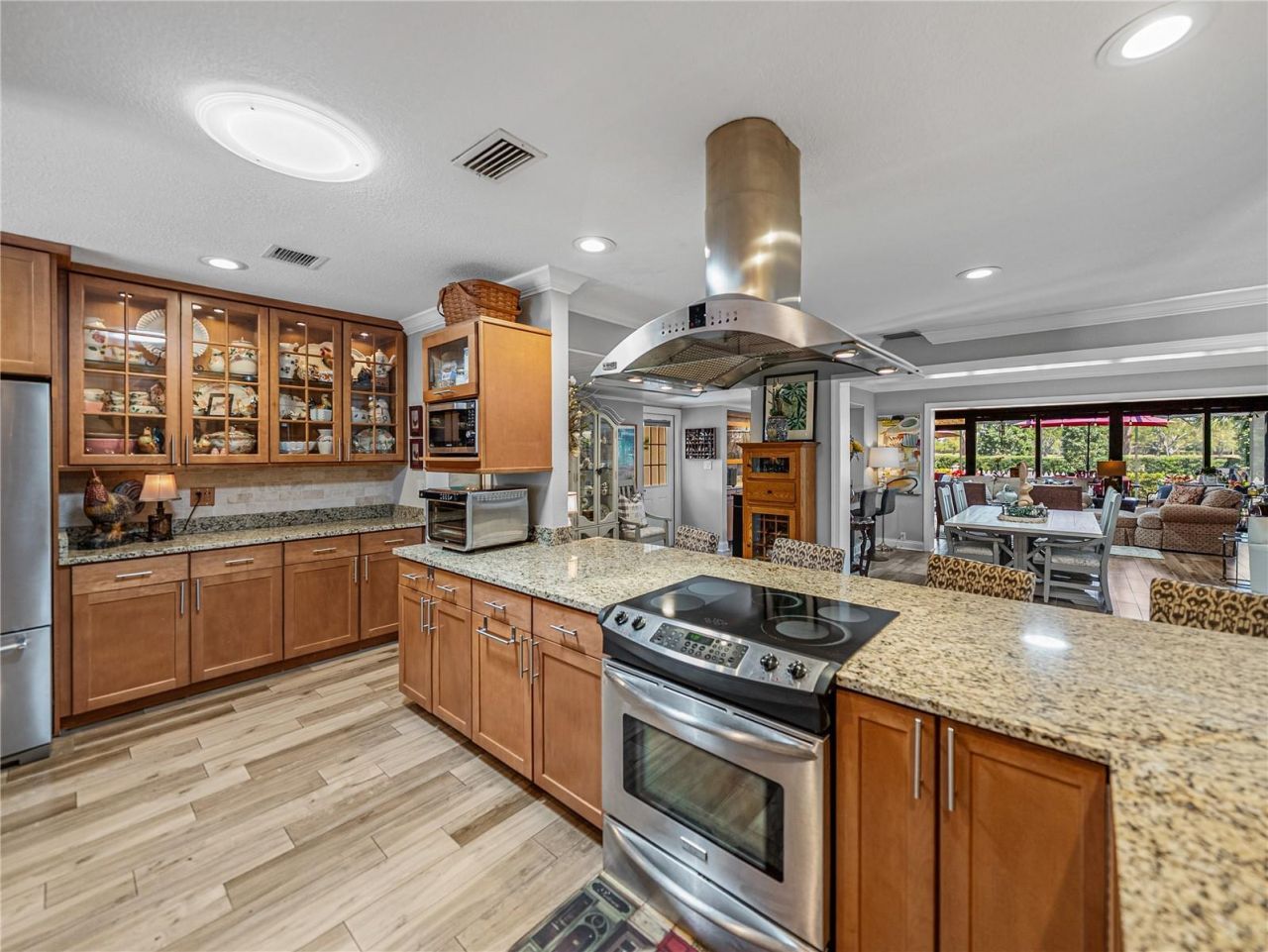 650 Poinsettia Road, Belleair, FL 33756 Photo