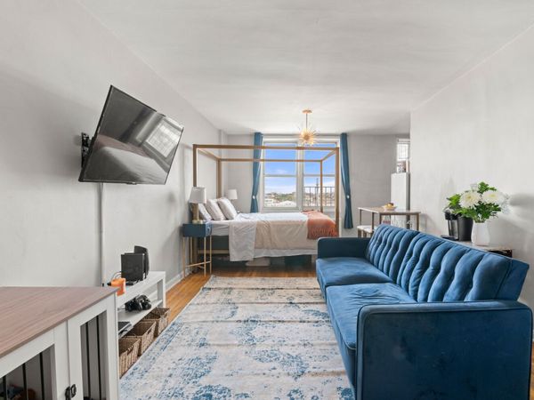 46-01 39TH Avenue, Unit 509, Queens, NY 11104