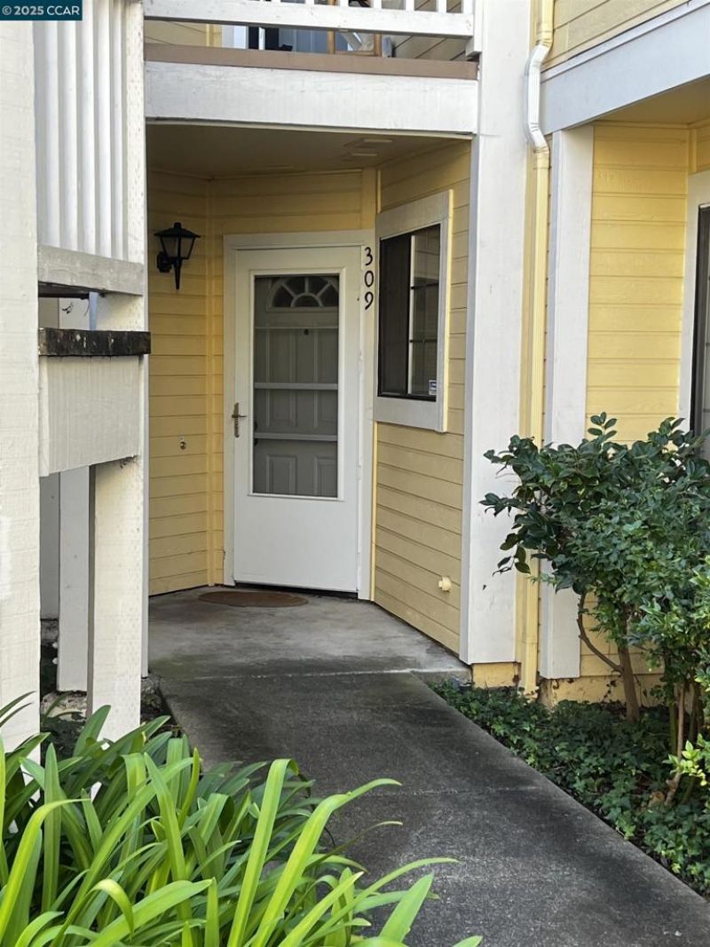 309 309 Devonwood, Hercules, CA 94547 Main Photo