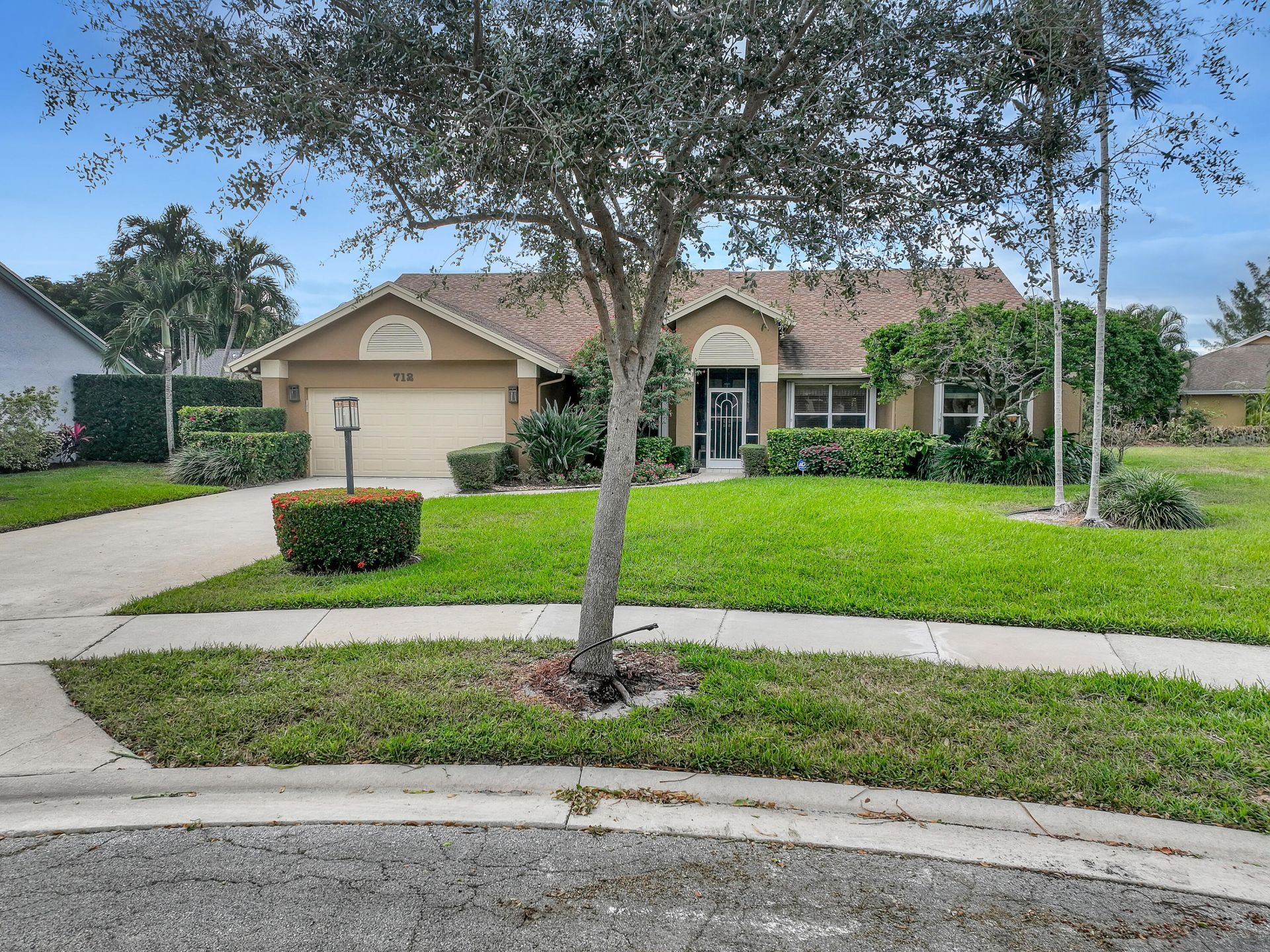 712 Golf Court, Delray Beach, FL 33445 Photo