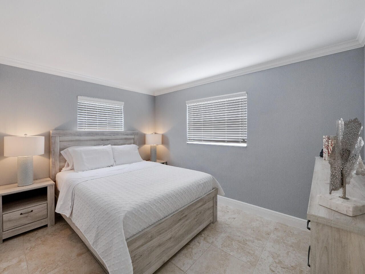 1236 Beach Road, Unit 3, Singer Island, FL 33404 Photo