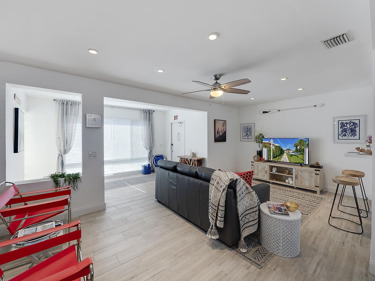 1236 Beach Road, Unit 4, Singer Island, FL 33404 Photo