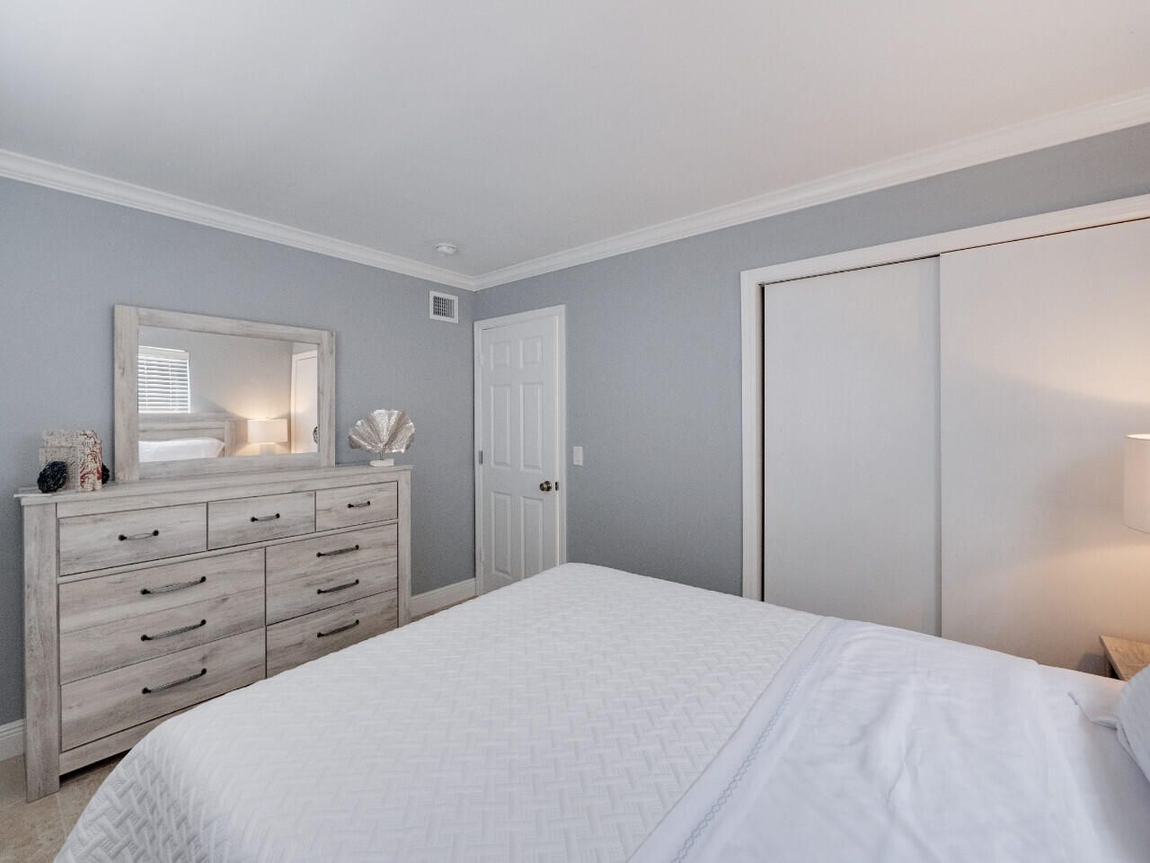 1236 Beach Road, Unit 4, Singer Island, FL 33404 Photo