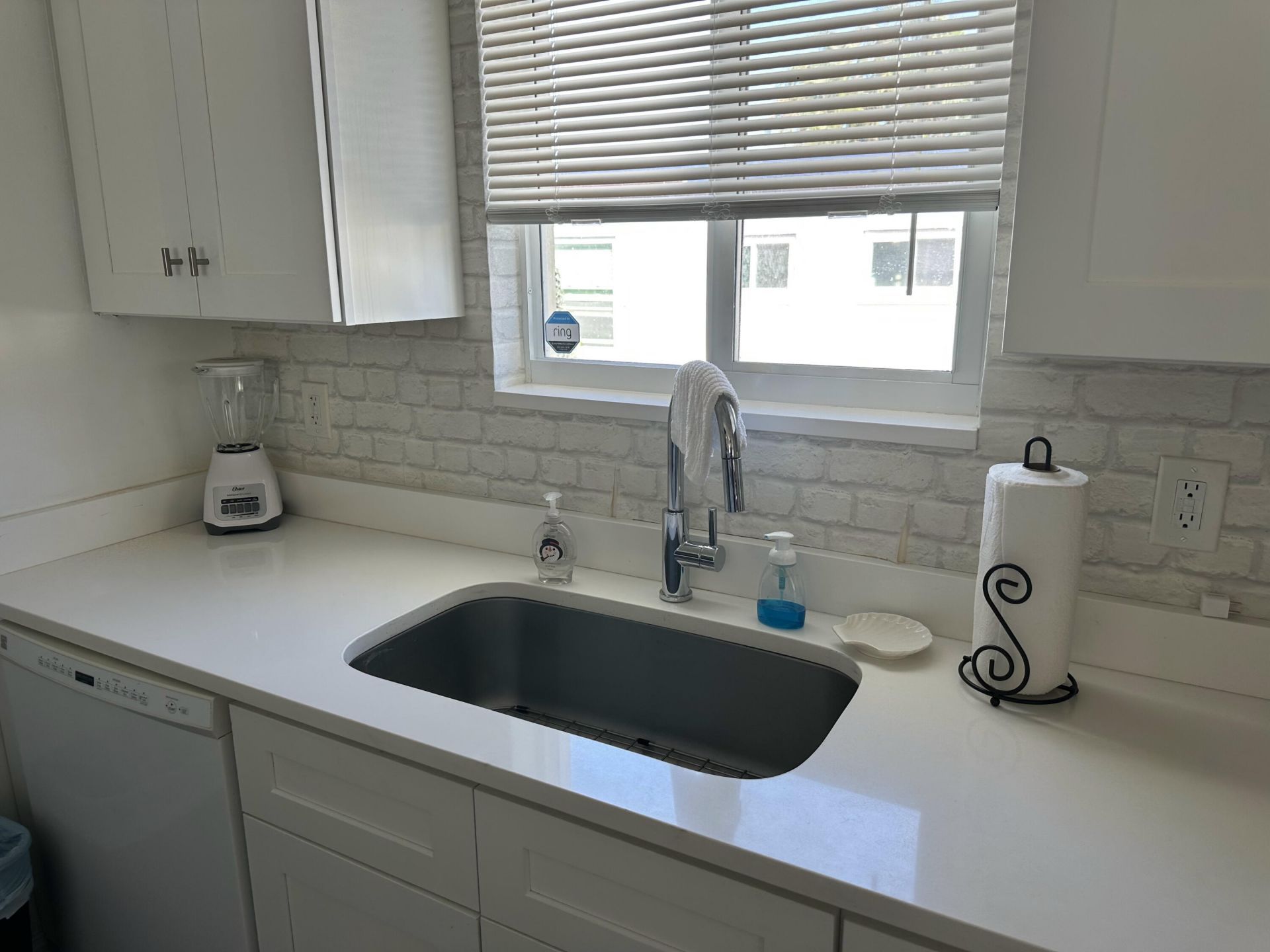 1258 Beach Road, Unit 8, Singer Island, FL 33404 Photo