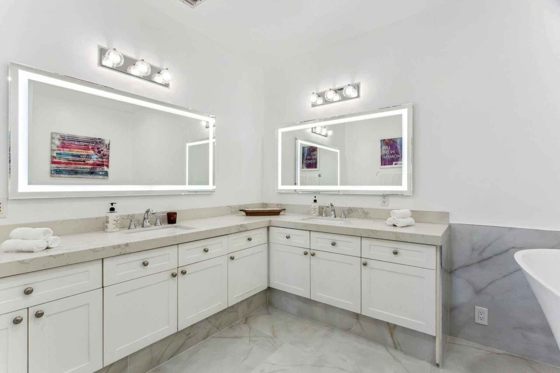 3960 N Flagler Drive, Unit 402, West Palm Beach, FL 33407 Photo