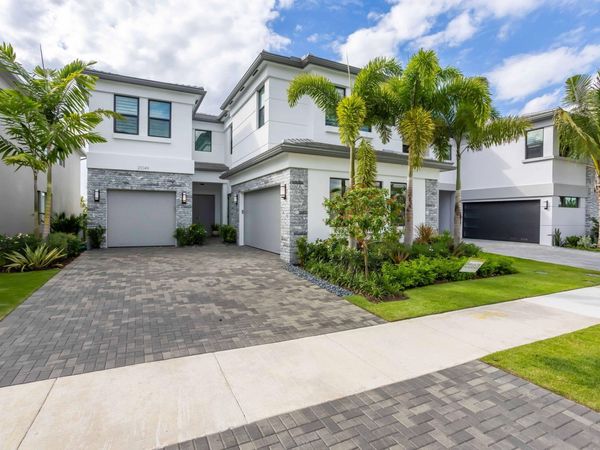 21049 Violet Fields Way, Boca Raton, FL 33434