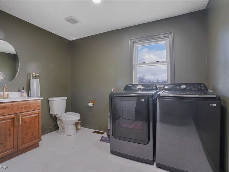 9278 Bryant Road, Windham, OH 44288 Photo 3