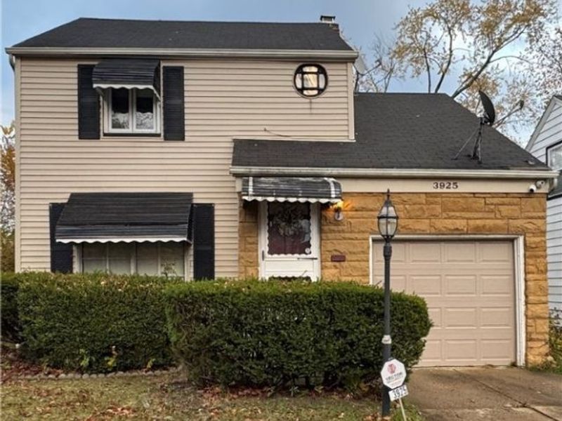 3925 Strandhill Road, Cleveland, OH 44128 Photo 1