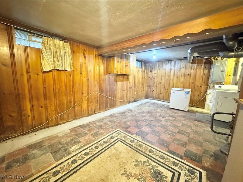 3925 Strandhill Road, Cleveland, OH 44128 Photo 14