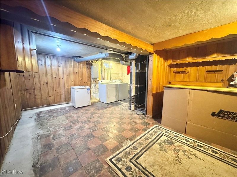 3925 Strandhill Road, Cleveland, OH 44128 Photo 15