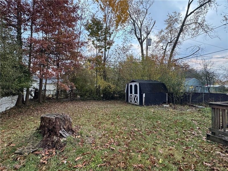 3925 Strandhill Road, Cleveland, OH 44128 Photo 18