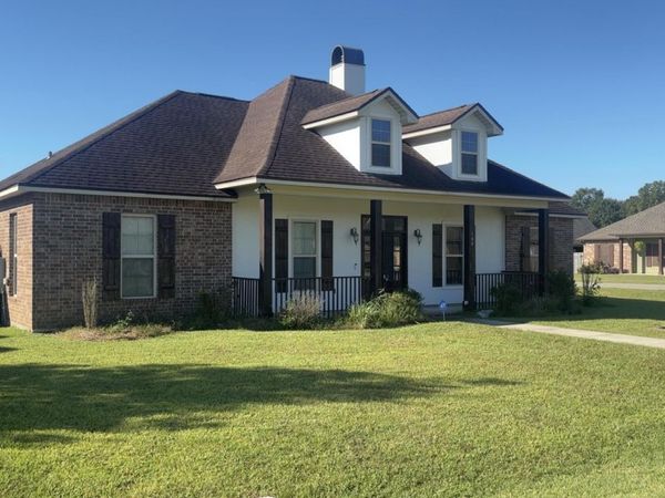 100 Sawtooth Road, Carencro, LA 70520