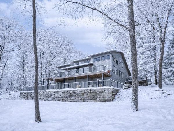 N5620 Thunderbird Road, Portage, WI 53901