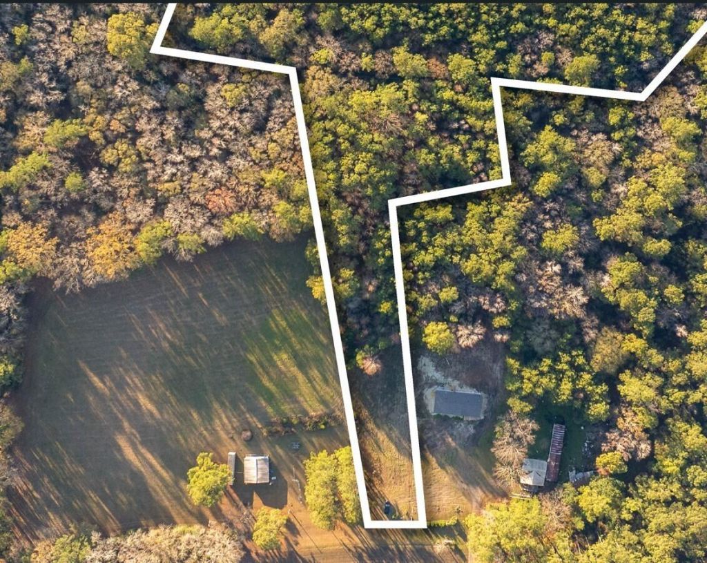 149-1 Donald Lane Photo 4