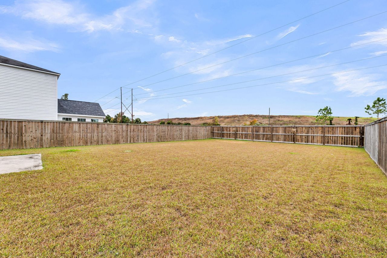 389 Matuskovic Drive Photo 34