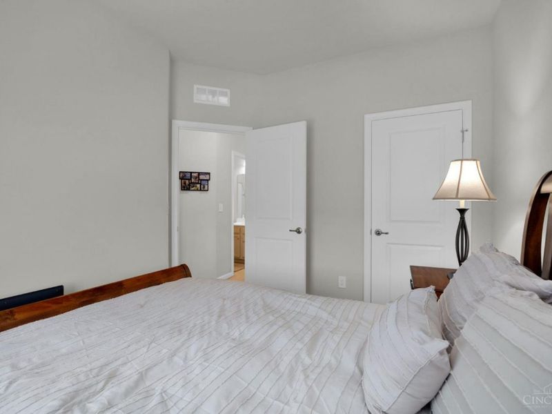 34 Wentworth Lane, Deer Park, OH 45236 Photo 18