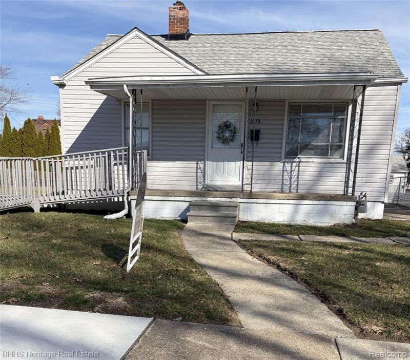 1678 Gregory Avenue, Lincoln Park, MI 48146 Main Photo