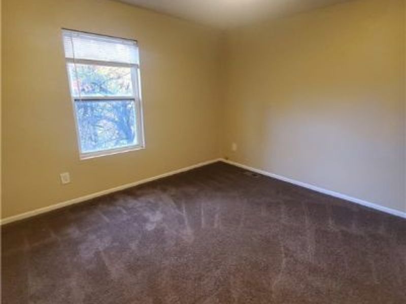 9923 Bessemer Avenue, Cleveland, OH 44104 Photo 8