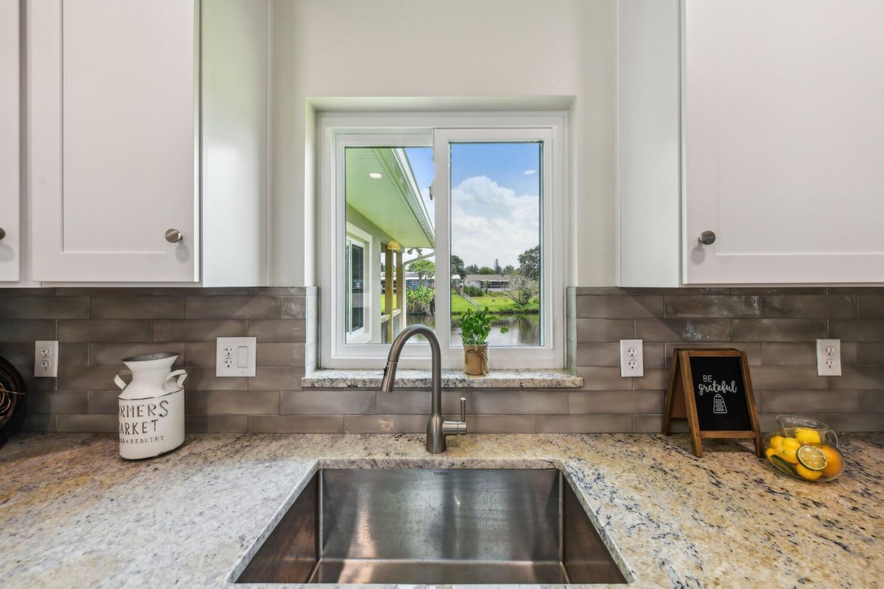 581 Hillside Court , Melbourne, FL 32935 Photo