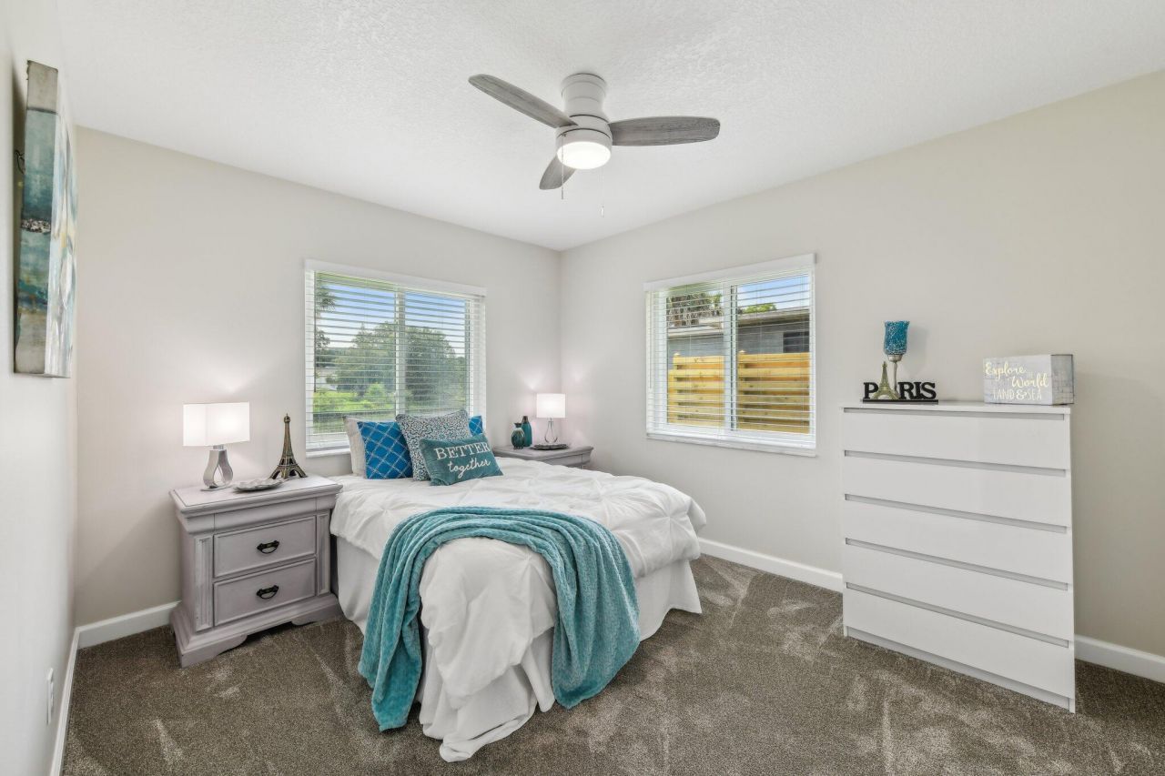 581 Hillside Court , Melbourne, FL 32935 Photo