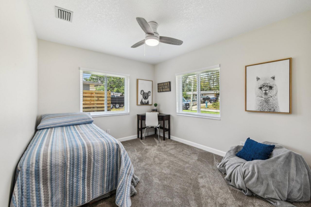 581 Hillside Court , Melbourne, FL 32935 Photo