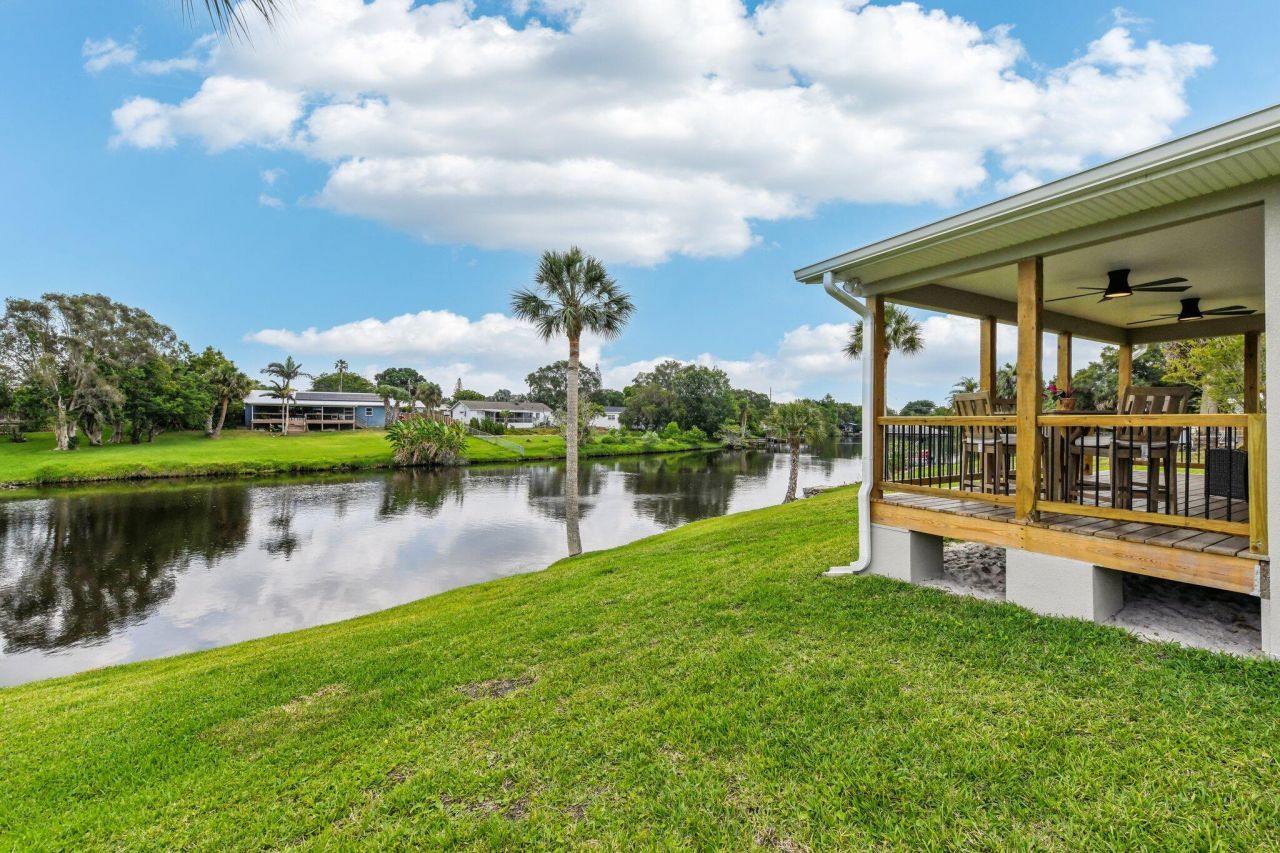 581 Hillside Court , Melbourne, FL 32935 Photo