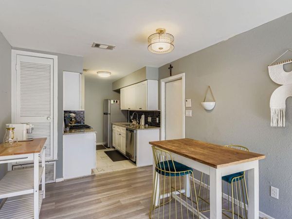 5922 Little Creek TRL, Austin, TX 78744