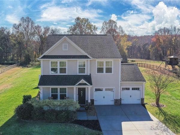 112 Scotch Moss Drive, Advance, NC 27006