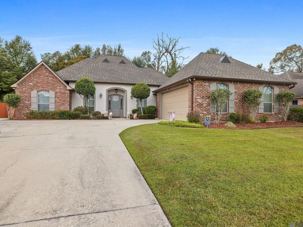 8139 Brennen Dr, Baton Rouge, LA 70818