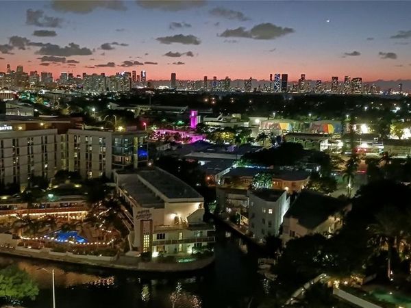 2401 Collins Ave, Unit 1708, Miami Beach, FL 33140