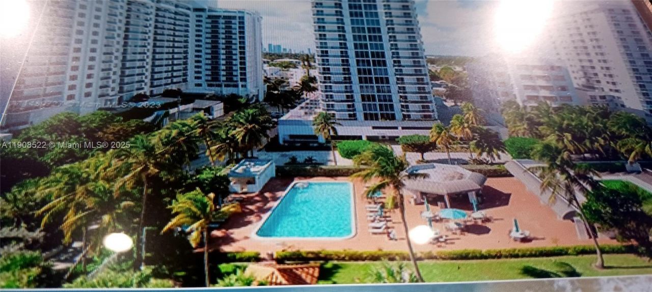 2401 Collins Ave, Unit 1708, Miami Beach, FL 33140 Photo