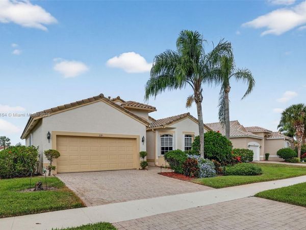 339 NW Shoreline Cir, Port St. Lucie, FL 34986