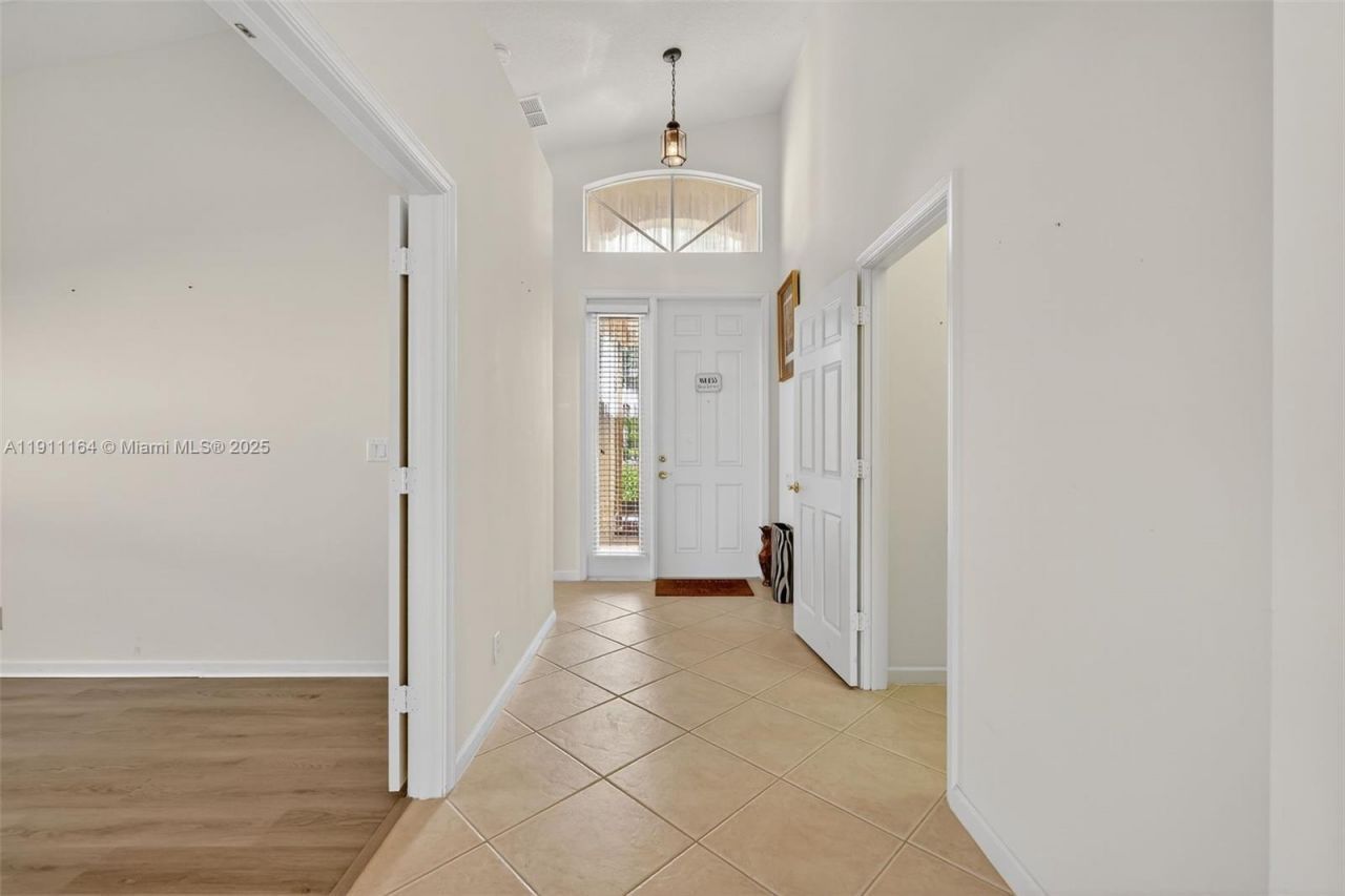 339 NW Shoreline Cir, Port Saint Lucie, FL 34986 Photo