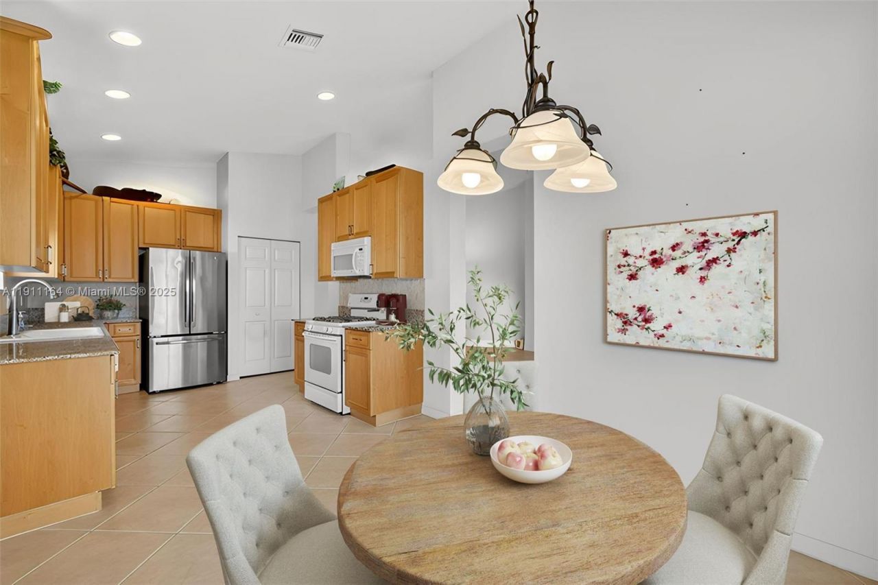 339 NW Shoreline Cir, Port Saint Lucie, FL 34986 Photo