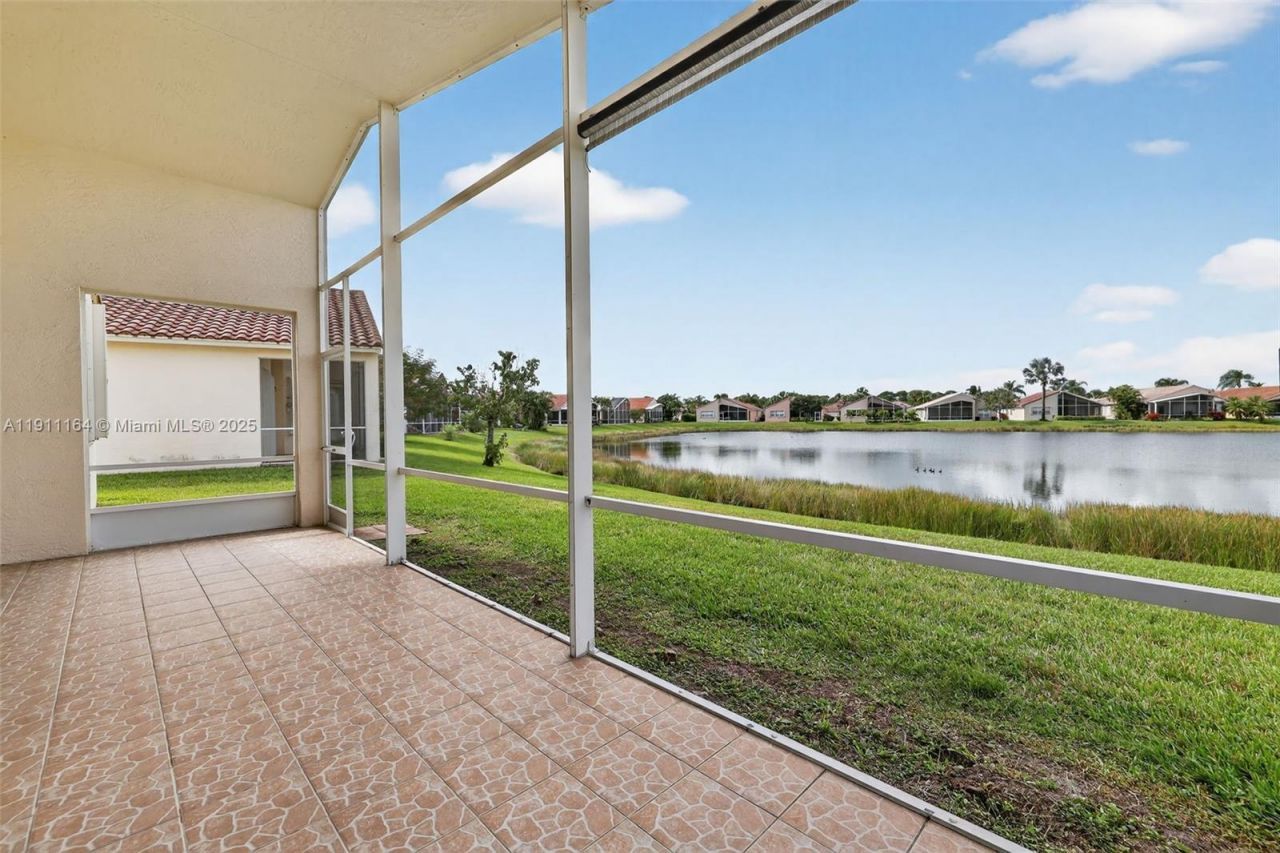 339 NW Shoreline Cir, Port Saint Lucie, FL 34986 Photo