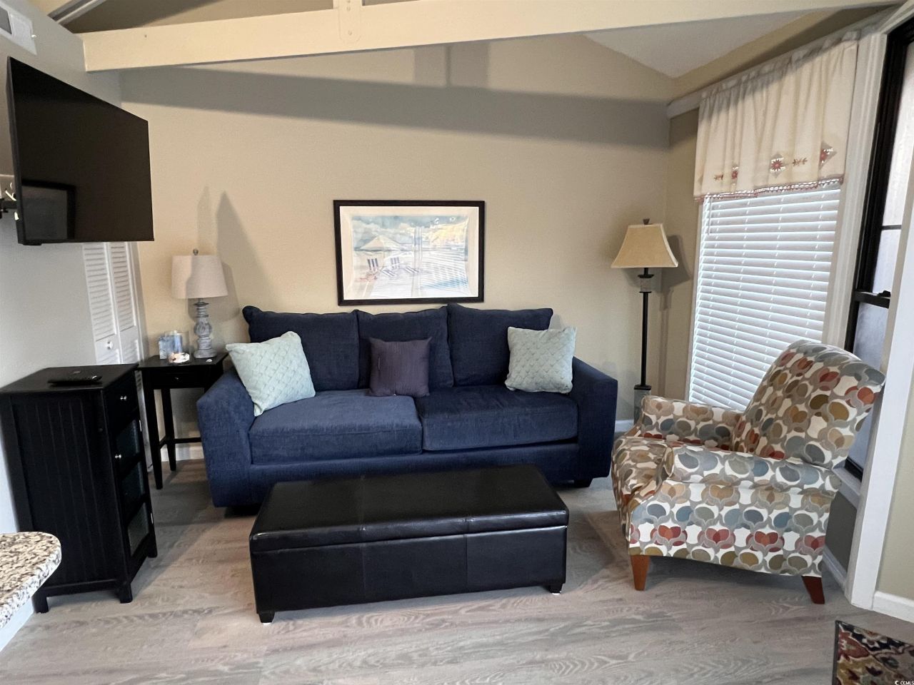 402 Tree Top Ct. Photo 4