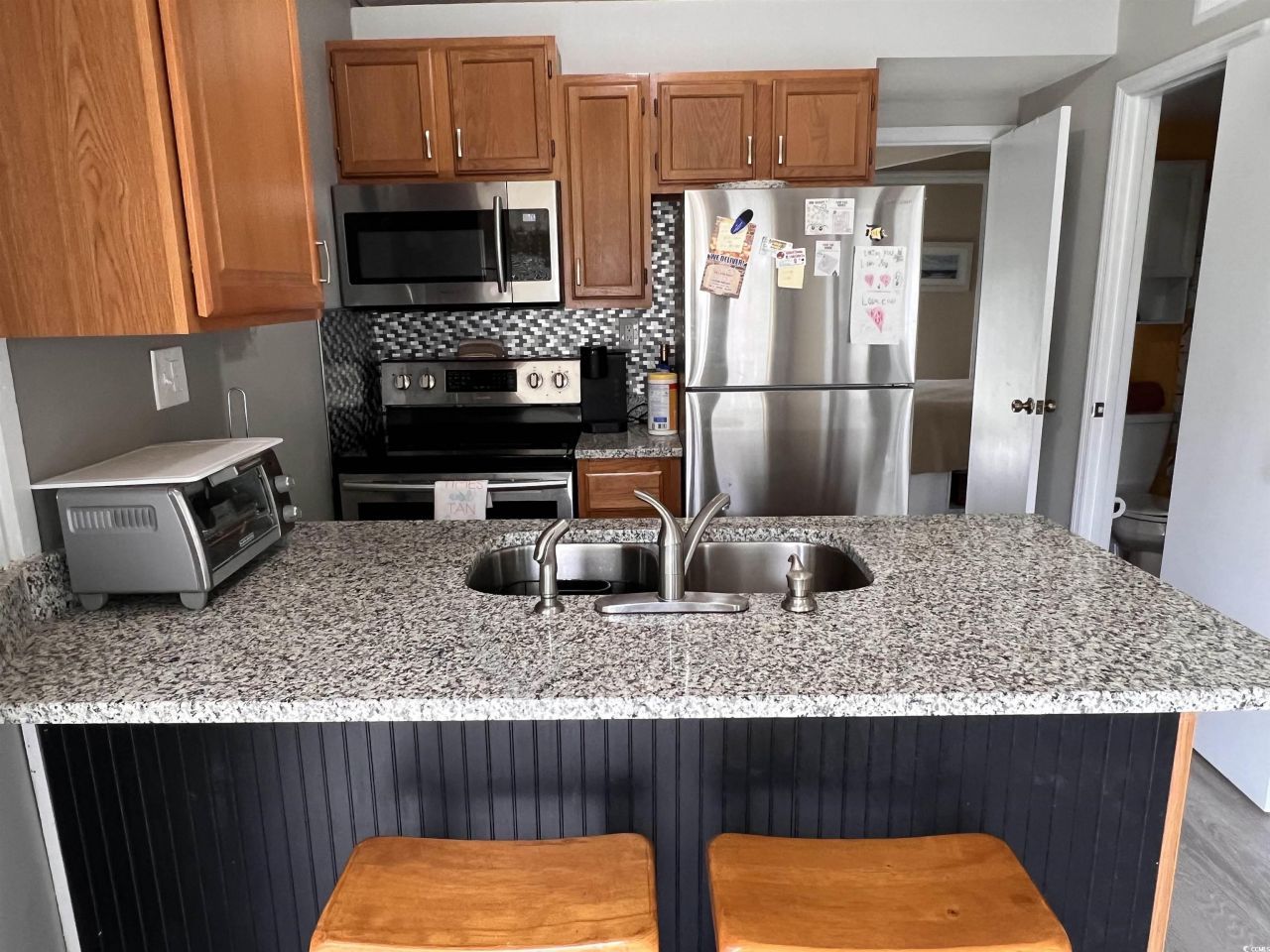 402 Tree Top Ct. Photo 6