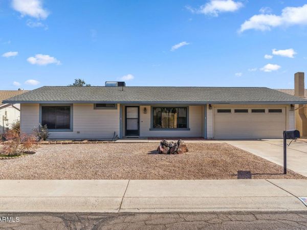 11643 S IROQUOIS Drive, Phoenix, AZ 85044