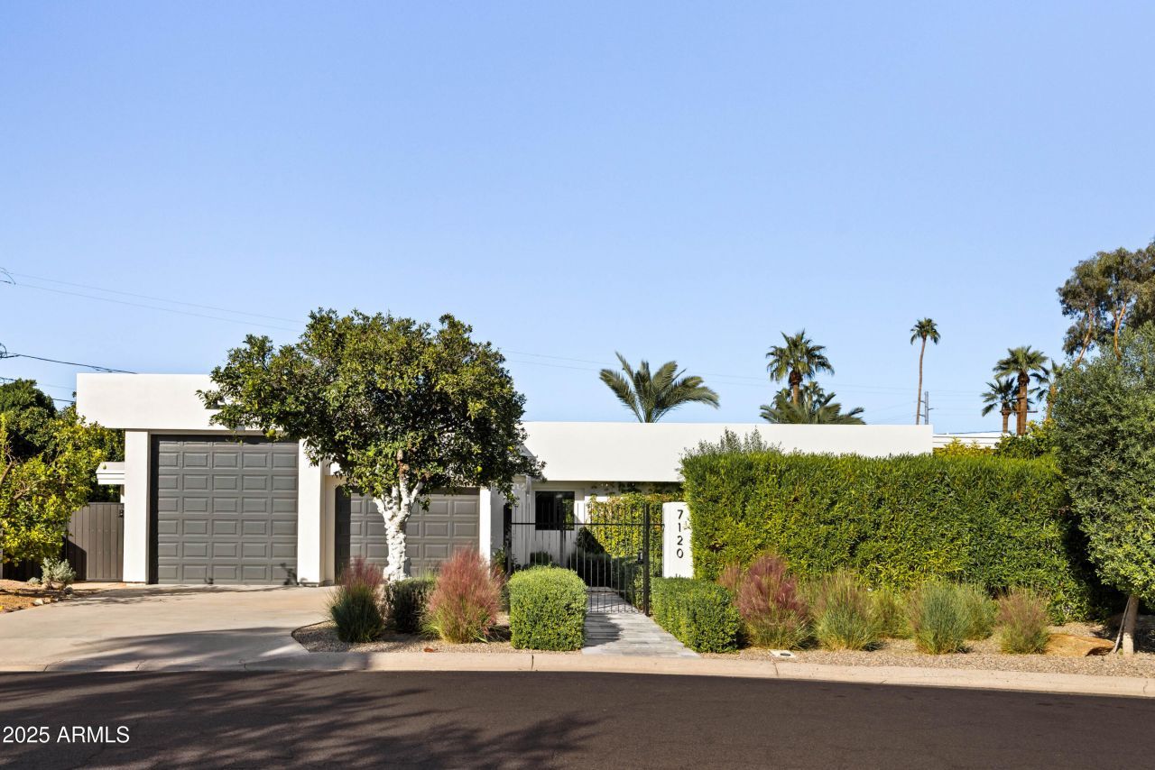 7120 E Pasadena Avenue, Paradise Valley, AZ 85253 Main Photo