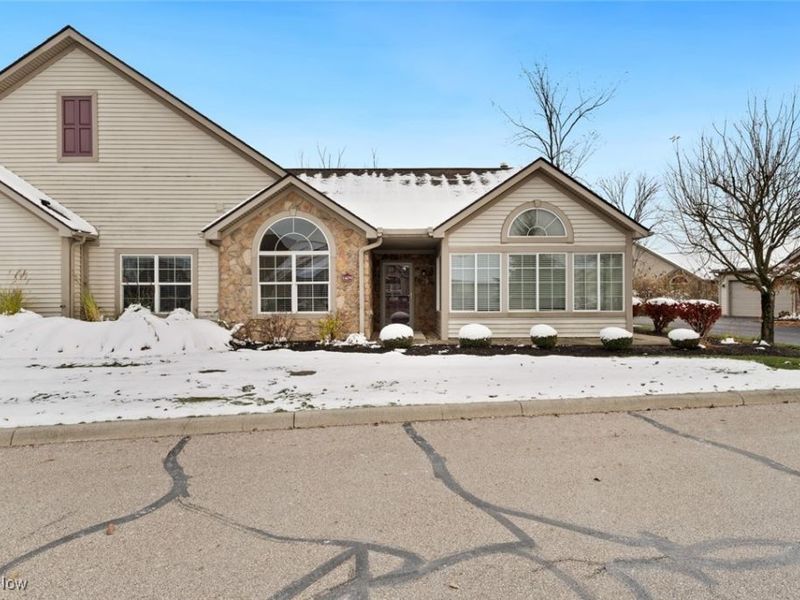 1409 Newman Drive, Brunswick Hills, OH 44212 Photo 5